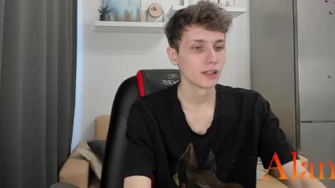 Alan online show from October 5, 10:01 am