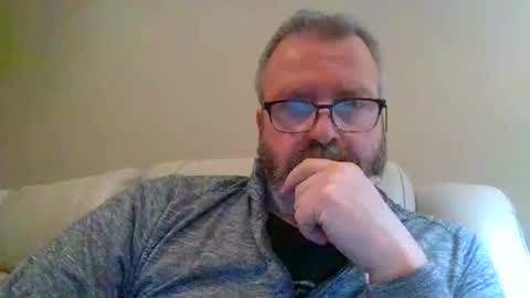 passporttraveler1 online show from March 9, 12:04 am