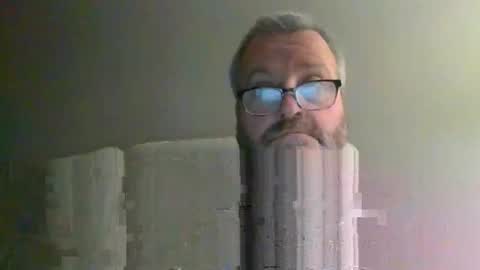 passporttraveler1 online show from April 15, 1:20 am