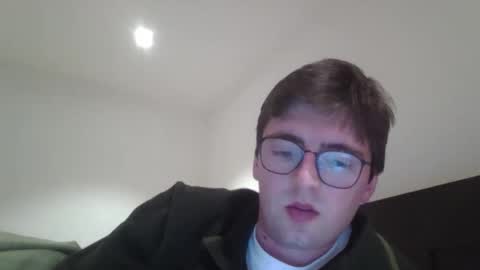 patat1996 online show from February 7, 5:16 pm