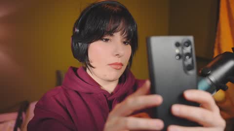 Patricia online show from January 3, 8:32 pm