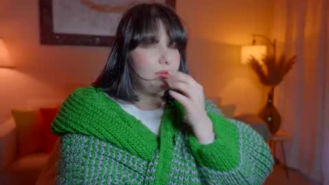 Patricia online show from February 7, 5:27 pm