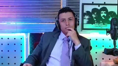 Darko0717  online show from July 11, 4:10 pm