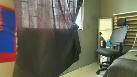 Paul online show from April 17, 2:52 pm