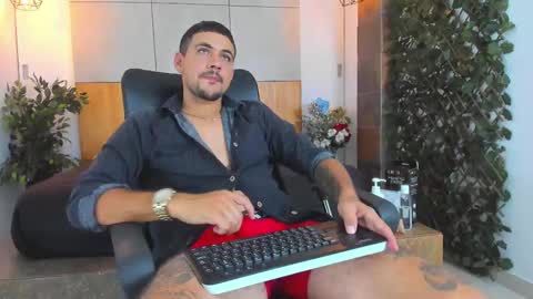 Paul Rivera online show from February 24, 9:31 pm