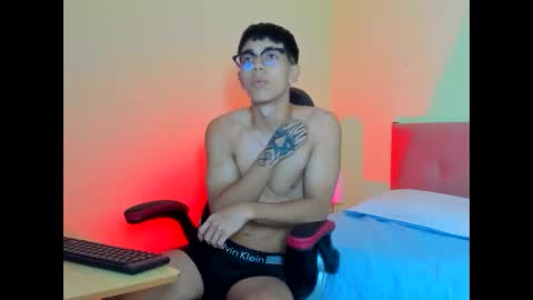 paul_sexycock online show from February 11, 6:22 pm