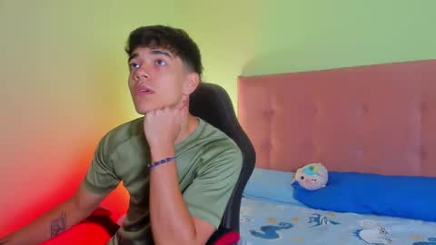 paul_sexycock online show from January 28, 12:22 pm