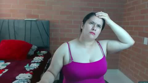 paula__117 online show from March 31, 4:18 pm