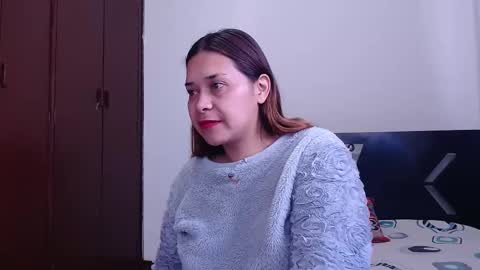 PAULA online show from September 28, 9:35 pm