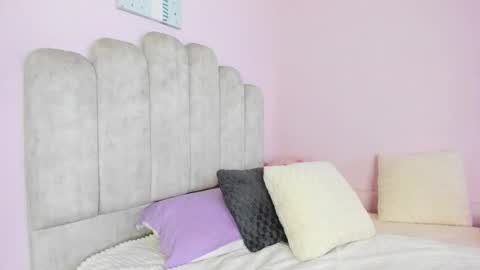 dahia  online show from September 18, 6:01 pm