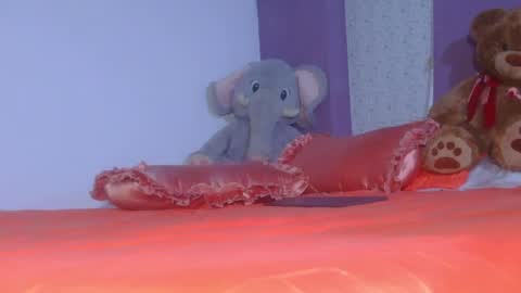 paulina online show from April 17, 9:50 pm