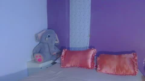 paulina online show from April 7, 6:32 pm