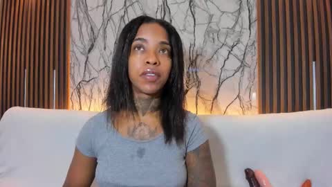 Pauline online show from January 15, 2:31 am