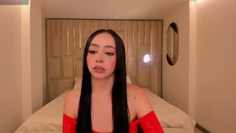 Pauline Sanz online show from June 25, 6:57 pm
