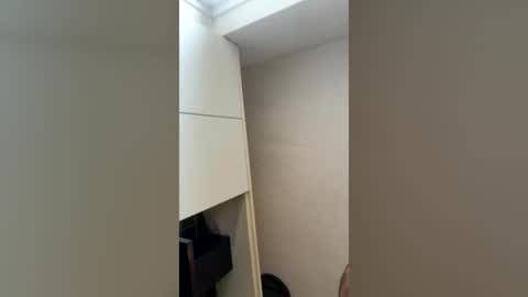 paulp8719 online show from June 18, 6:19 am