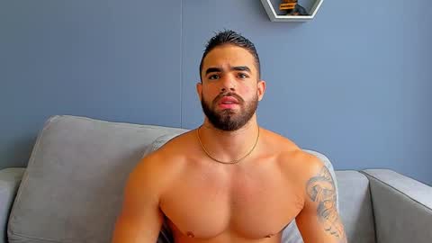 Paul Phoenix online show from February 24, 7:09 pm