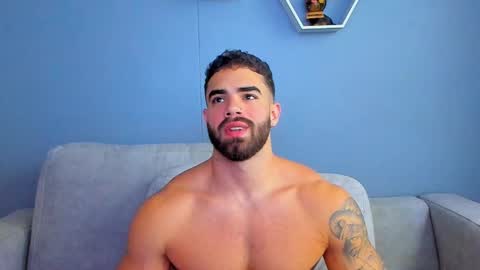 Paul Phoenix online show from March 11, 7:58 pm