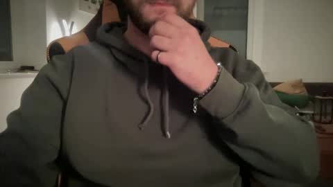 love bush online show from November 24, 8:18 pm