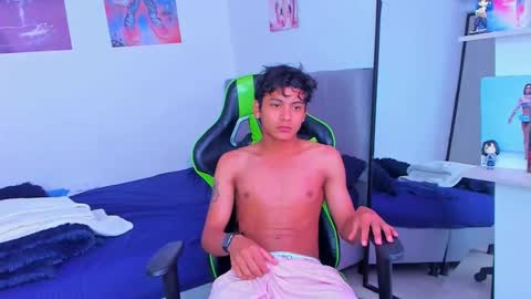 Paul online show from April 12, 4:11 pm