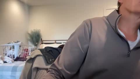 paulwill2377 online show from April 17, 5:26 pm