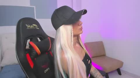 Pauly online show from February 27, 7:15 pm