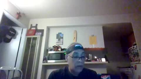 Snapshot of pawgkiller chatting on October 15, 2:26 am pawgkiller online show from October 15, 2:26 am