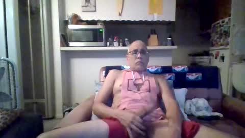 Snapshot of pawgkiller chatting on October 23, 3:41 am pawgkiller online show from October 23, 3:41 am