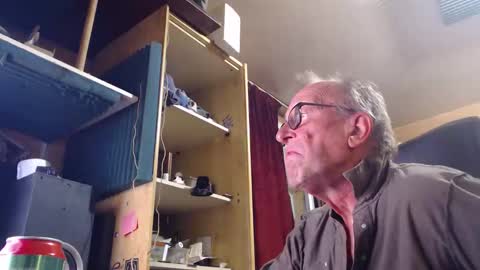 pc8474408 online show from September 18, 1:48 pm