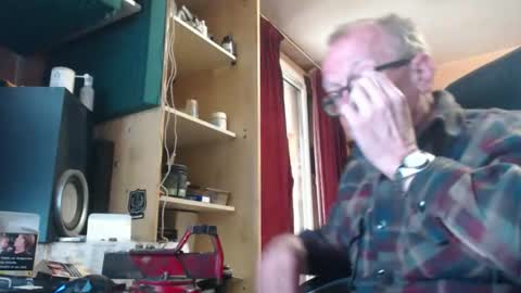 pc8474408 online show from April 1, 9:10 am