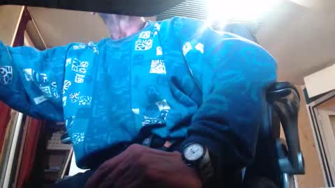 pc8474408 online show from March 8, 3:27 pm