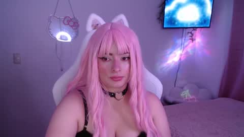 peacherry_ online show from March 11, 2:32 am