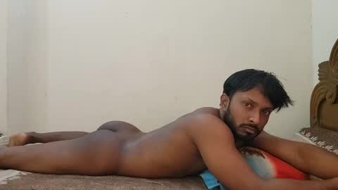 Peachy Hunk online show from November 18, 9:45 am