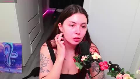 Peachy online show from March 4, 10:29 pm