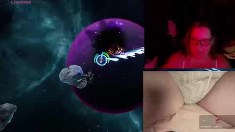 Peachy Nessa online show from February 18, 3:39 am