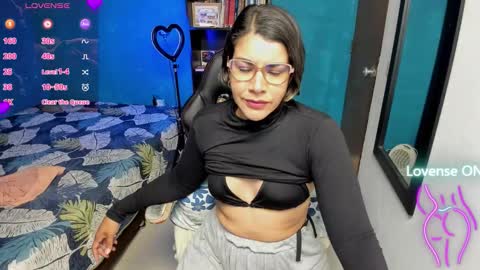 Tangerine Penaut online show from October 1, 1:27 am