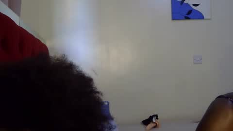 vel online show from April 7, 11:34 am