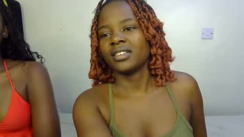 vel online show from November 25, 6:39 pm