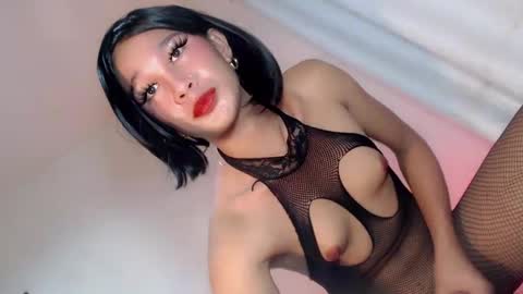 Pearl online show from December 5, 4:59 am