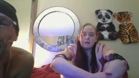 Snapshot of pearlysapphire chatting on October 28, 6:36 am pearlysapphire online show from October 28, 6:36 am