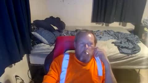 pecker40 online show from June 5, 2:29 am