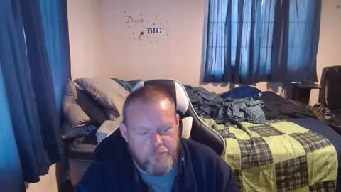 pecker40 online show from January 4, 5:26 pm