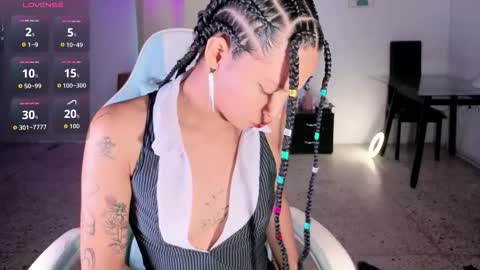 peggy-funn online show from October 19, 10:14 pm