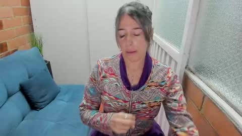 Penelope online show from March 18, 8:04 pm