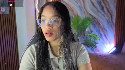 penelope online show from June 11, 3:26 am