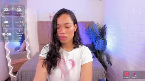 Snapshot of penelope_tay chatting on February 18, 3:31 am penelope online show from February 18, 3:31 am