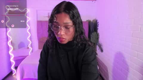 Snapshot of penelope_tay chatting on October 6, 3:46 am penelope online show from October 6, 3:46 am