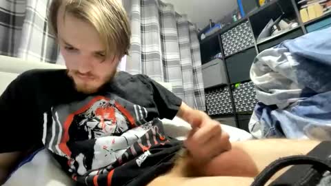 Penguin online show from April 28, 7:40 pm