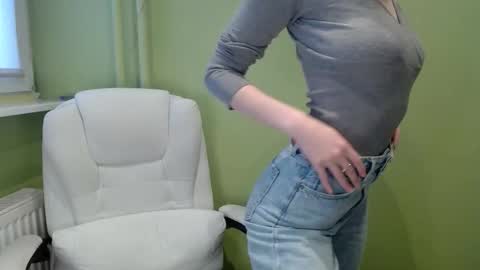 Penny online show from February 13, 7:44 am