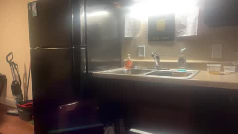 penutbutter691 online show from November 23, 9:24 pm