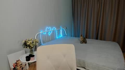 Snapshot of peopleneedlove chatting on October 29, 10:32 pm peopleneedlove online show from October 29, 10:32 pm